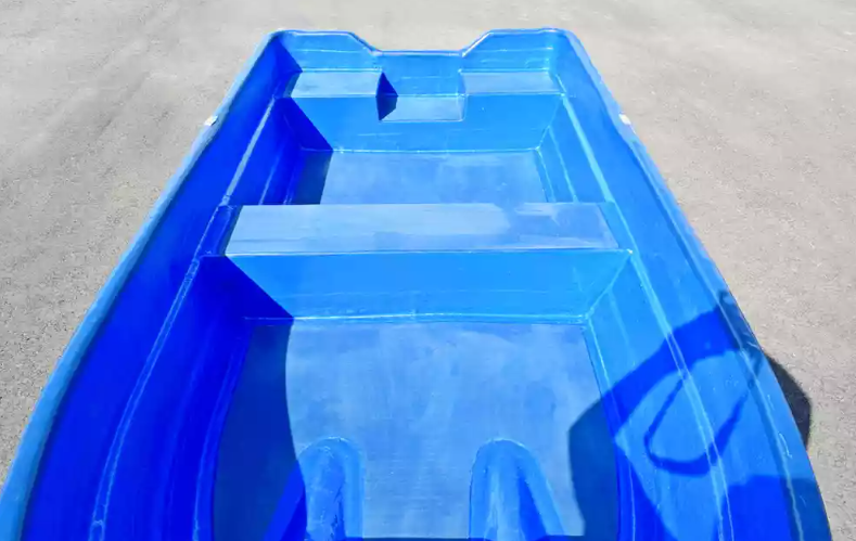 Стеклопластиковая лодка Neman-340 (тримаран) в Астрахани