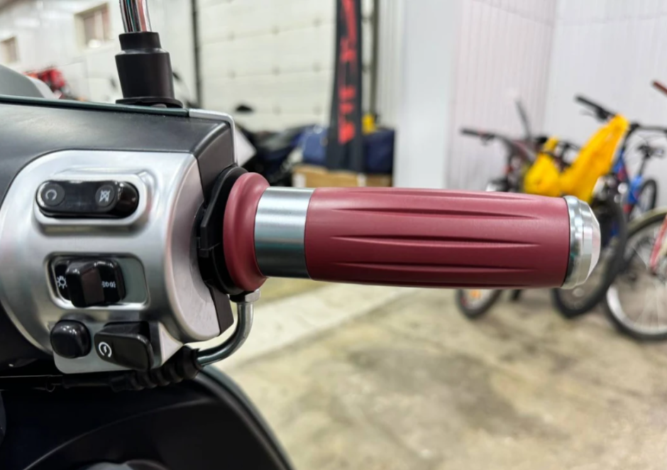 Скутер PROMAX Miami 240 (49) в Астрахани