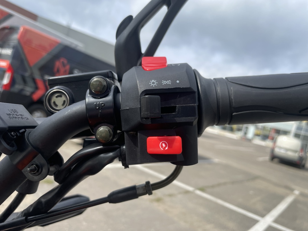 Мопед PROMAX CB150R (49) в Астрахани