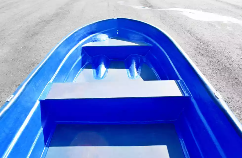 Стеклопластиковая лодка Neman-340 (тримаран) в Астрахани