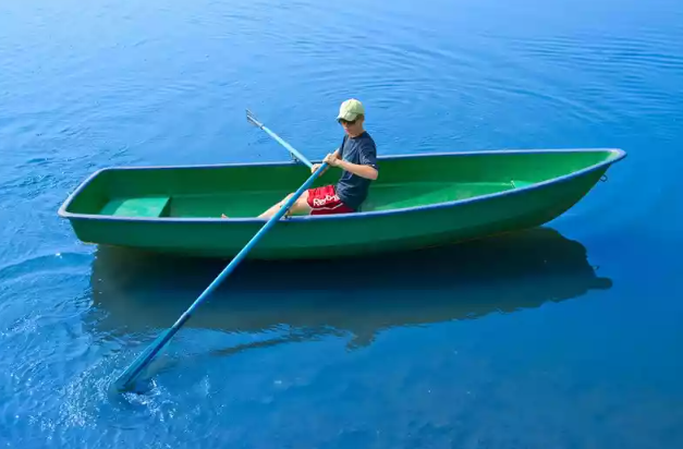 Стеклопластиковая Лодка Голавль в Астрахани