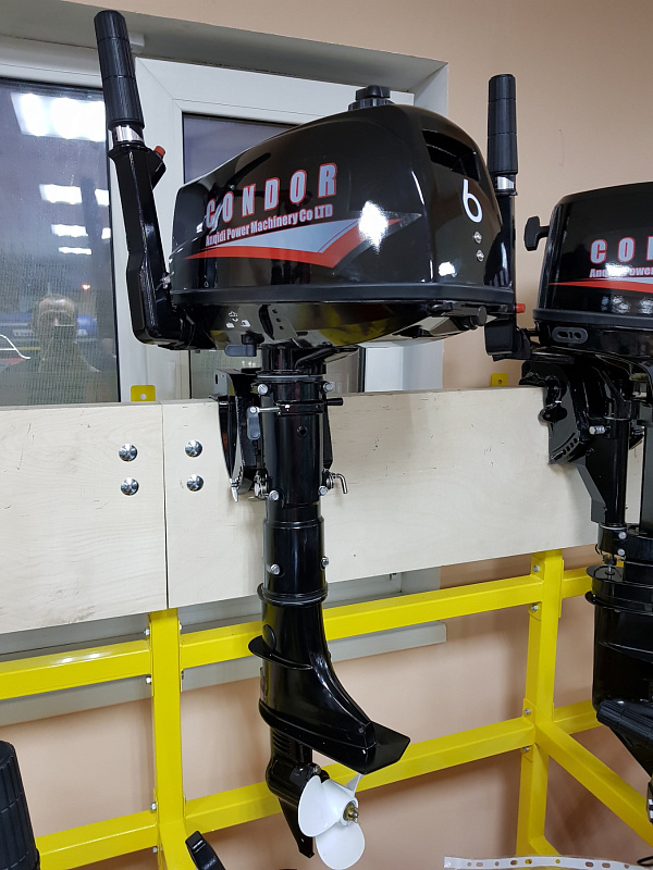 Лодочный мотор Condor T6HS без бака 12 л. в Астрахани