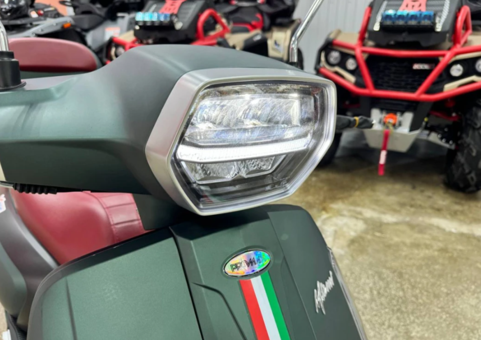 Скутер PROMAX Miami 240 (49) в Астрахани