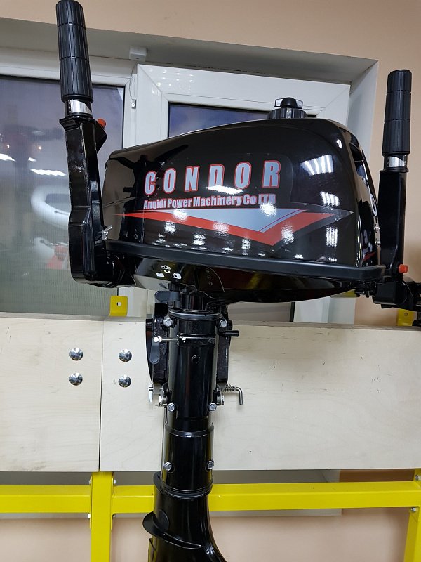 Лодочный мотор Condor T5HS с баком 12 л. в Астрахани