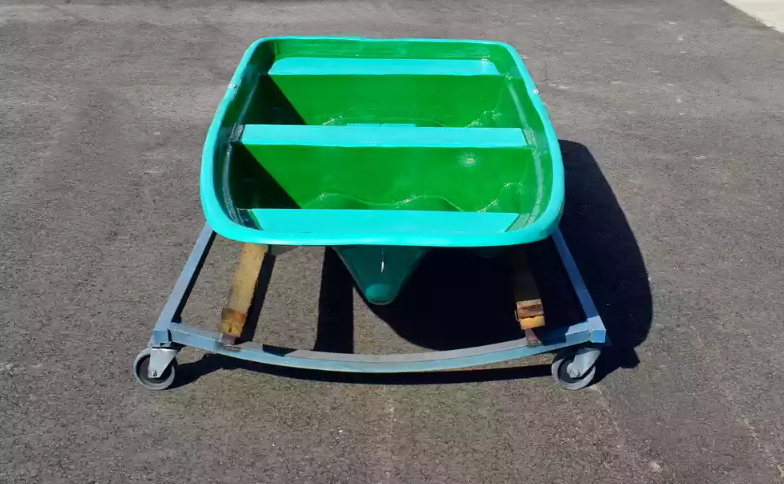 Стеклопластиковая лодка Старт (тримаран) в Астрахани