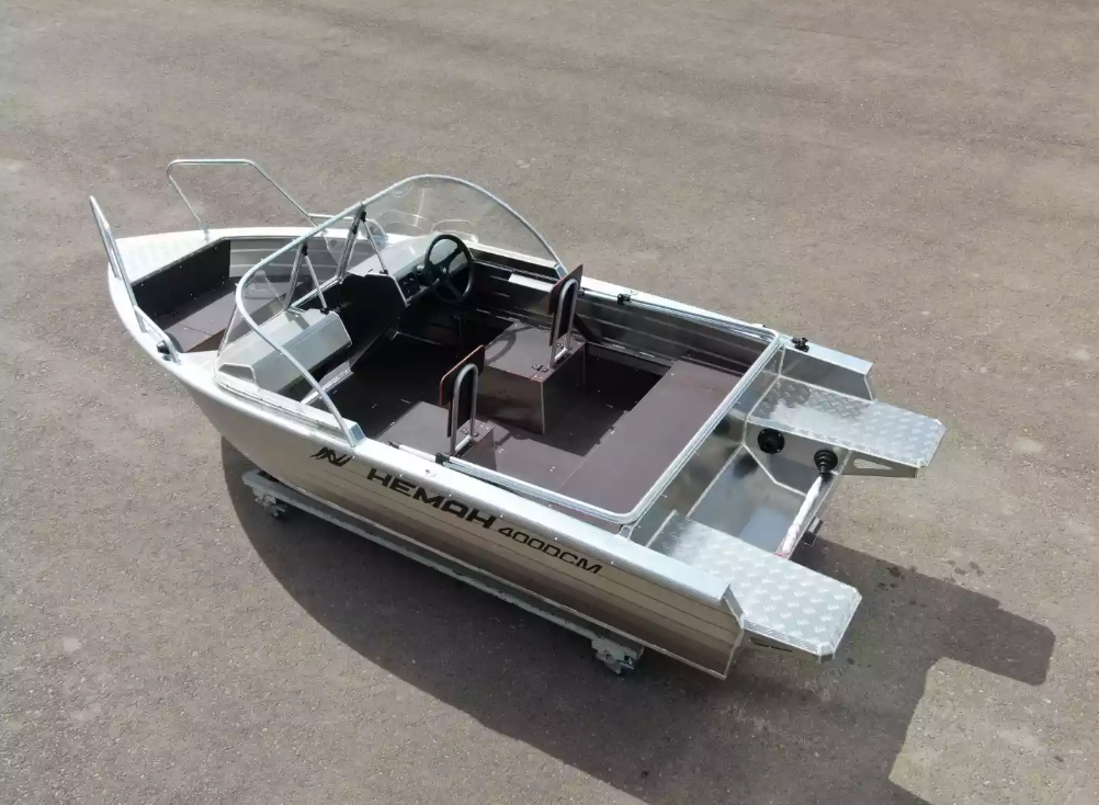 Алюминиевая лодка  Неман-400 DCM NEW в Астрахани