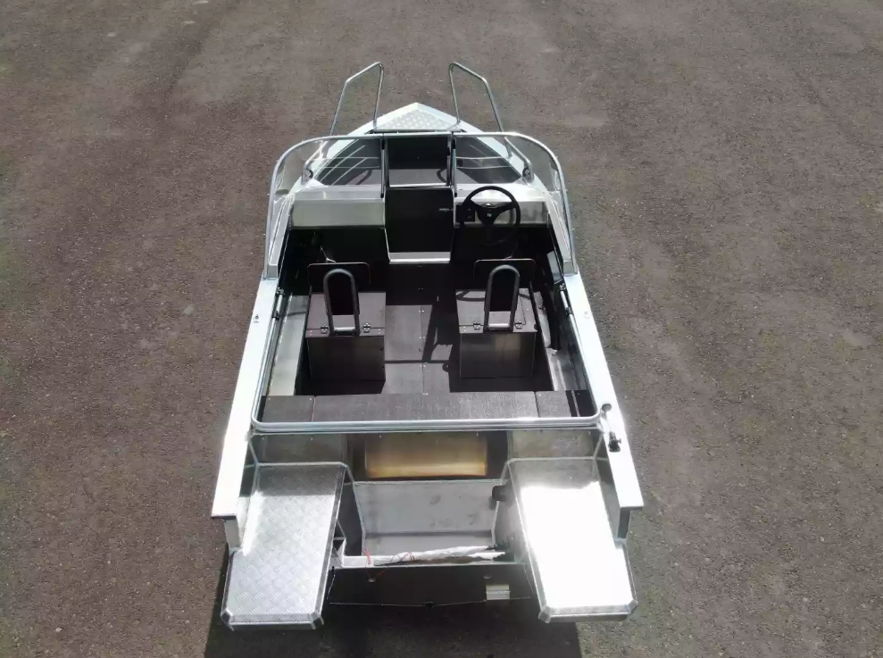 Алюминиевая лодка  Неман-400 DCM NEW в Астрахани