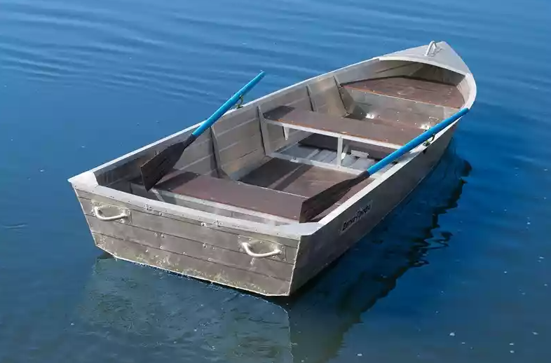 Алюминиевая лодка Вятка-Профи 32 в Астрахани