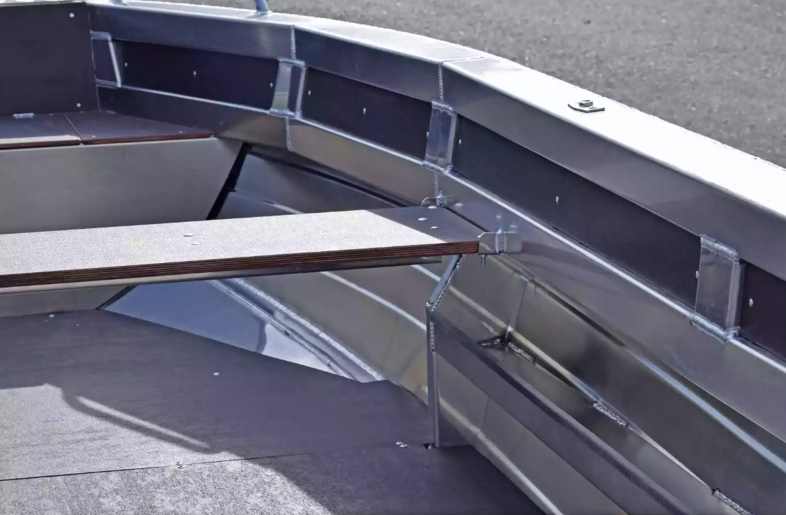 Алюминиевая лодка  Неман-480 Р в Астрахани