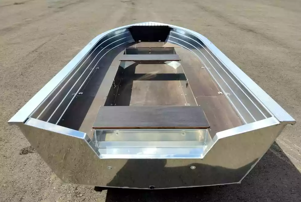 Алюминиевая лодка Неман-400 в Астрахани