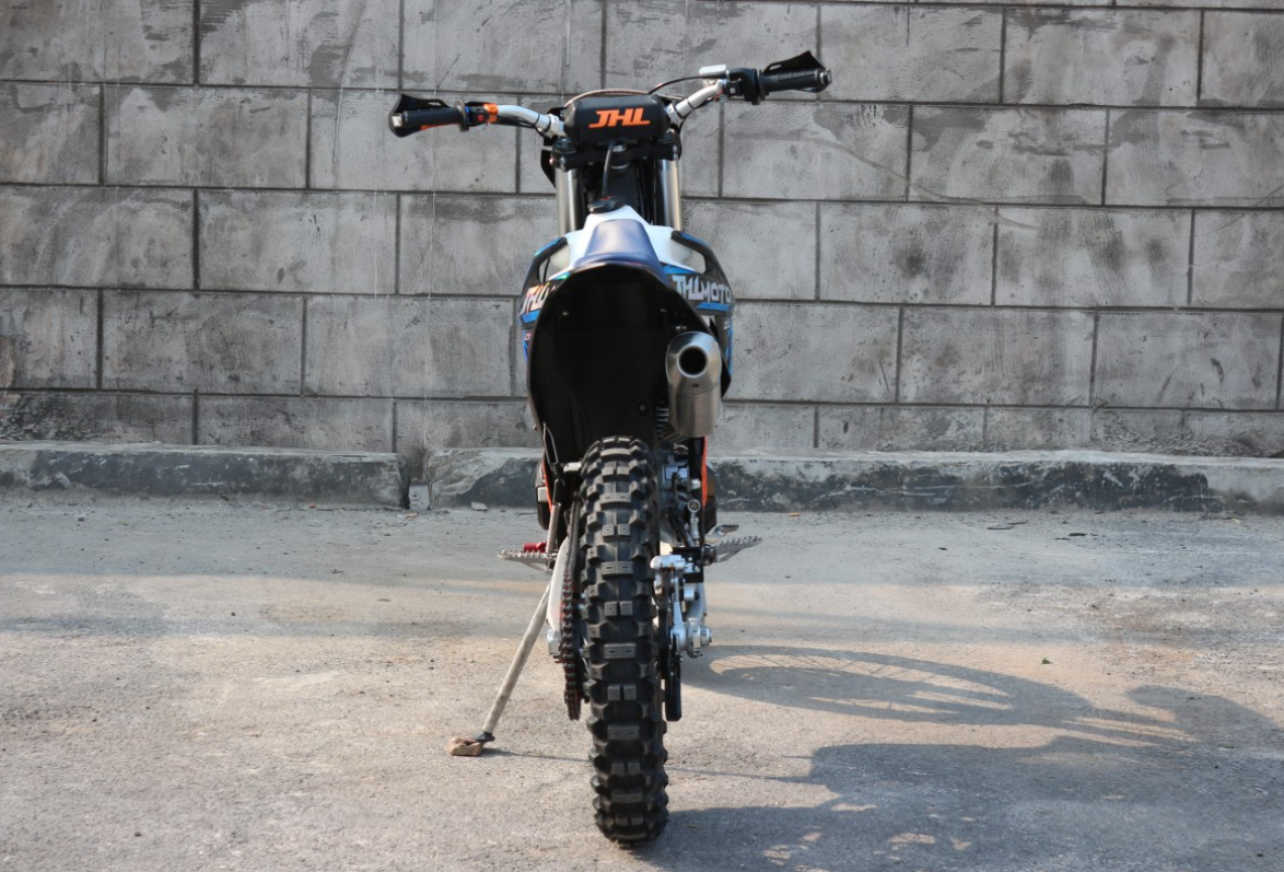 Мотоцикл JHLMOTO JHL Z3 CB250 (172FMM-3A) в Астрахани