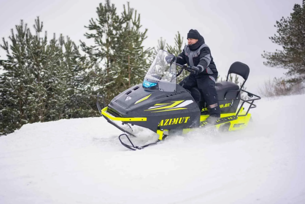 Миниснегоход Бурлак Азимут 24 л.с. , эл.запуск, реверс, тормоз гидравл, капот черный в Астрахани