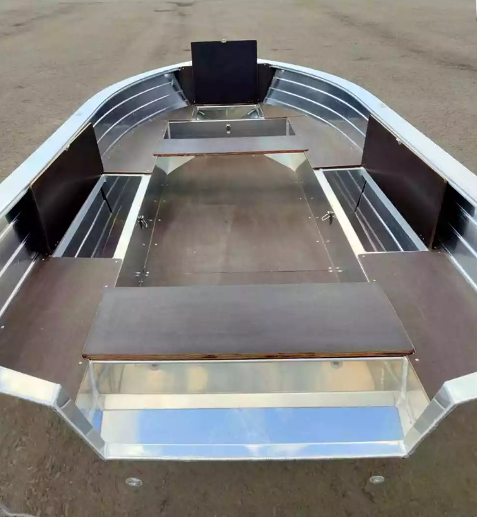 Алюминиевая лодка Неман-400 в Астрахани