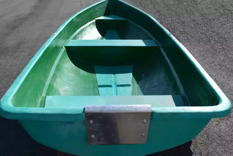 Стеклопластиковая Лодка Голавль в Астрахани