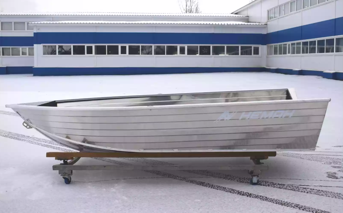 Алюминиевая лодка Неман-400 в Астрахани