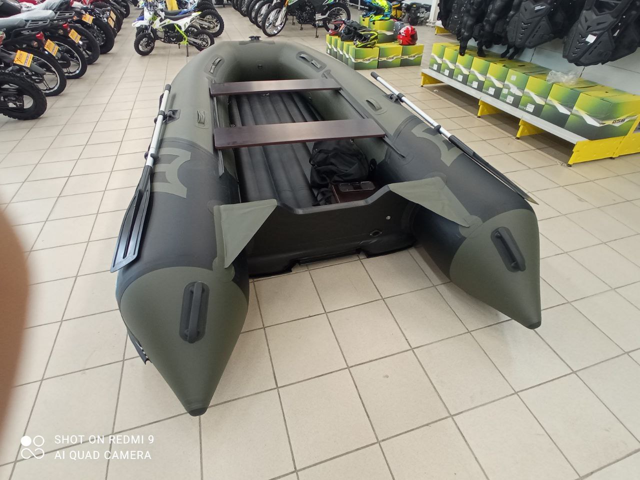 Лодка MISHIMO RIVER JET 410 под водомет в Астрахани