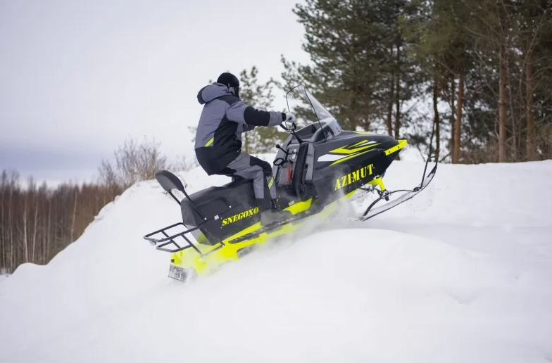 Миниснегоход Бурлак Азимут 20 л.с.  Б/У в Астрахани