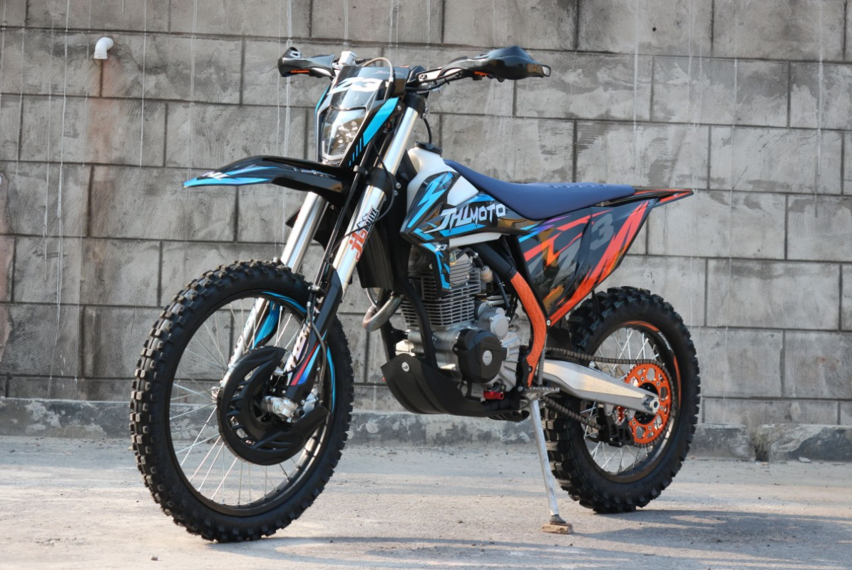 Мотоцикл JHLMOTO JHL Z3 CB250 (172FMM-3A) в Астрахани