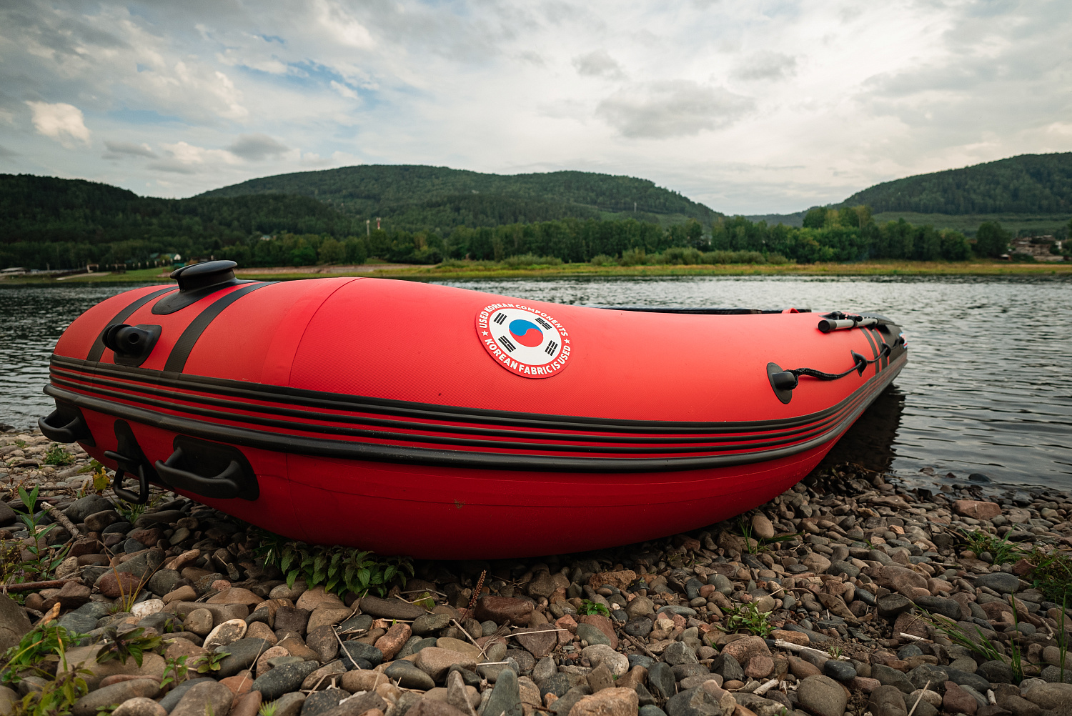 Лодка MISHIMO RIVER FJET PRO 430  под водомет в Астрахани