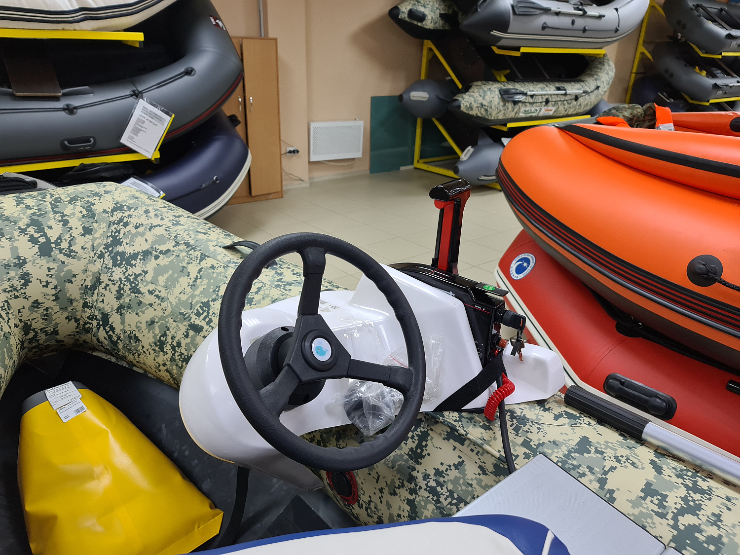 КОНСОЛЬ ПЛАСТИКОВАЯ ДЛЯ ДУ в Астрахани