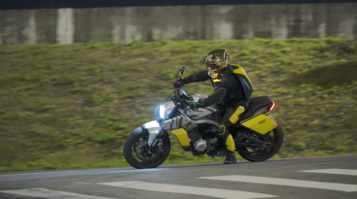 Мотоцикл Benda LFS 700 в Астрахани