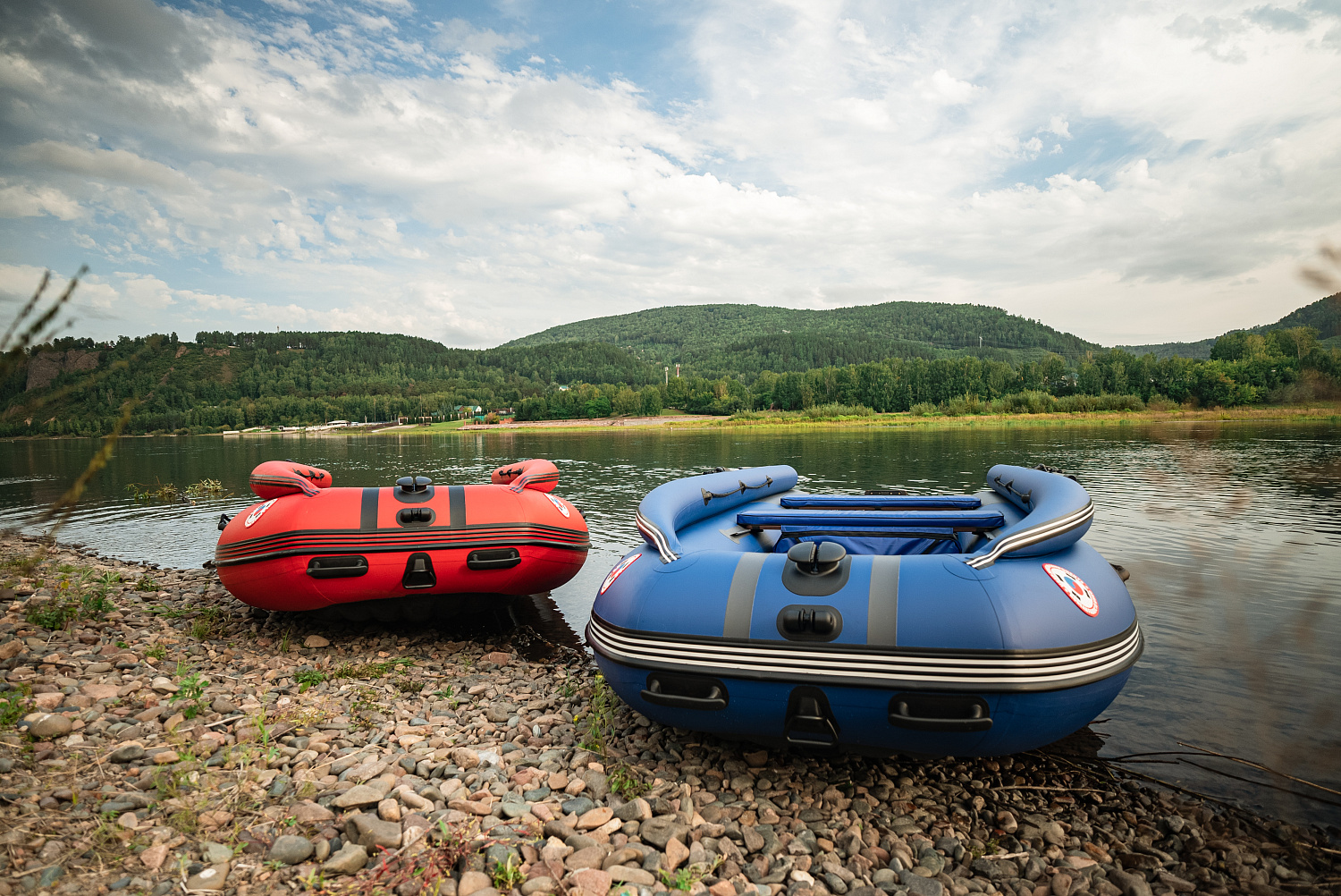 Лодка MISHIMO RIVER FJET PRO 430  под водомет в Астрахани