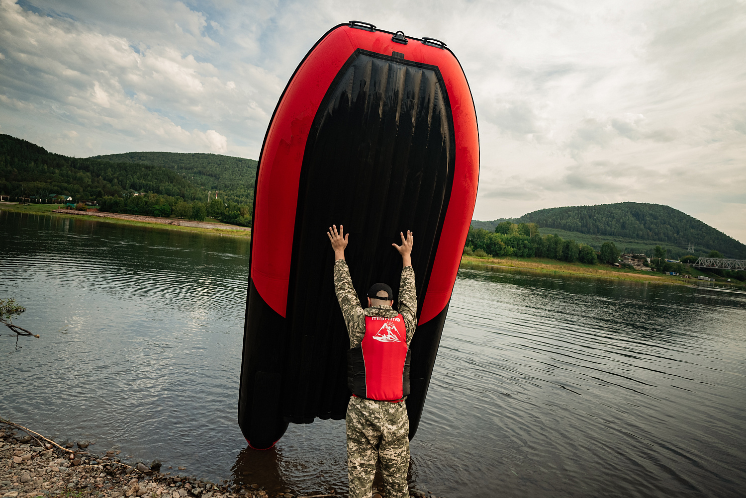 Лодка MISHIMO RIVER FJET PRO 430  под водомет в Астрахани