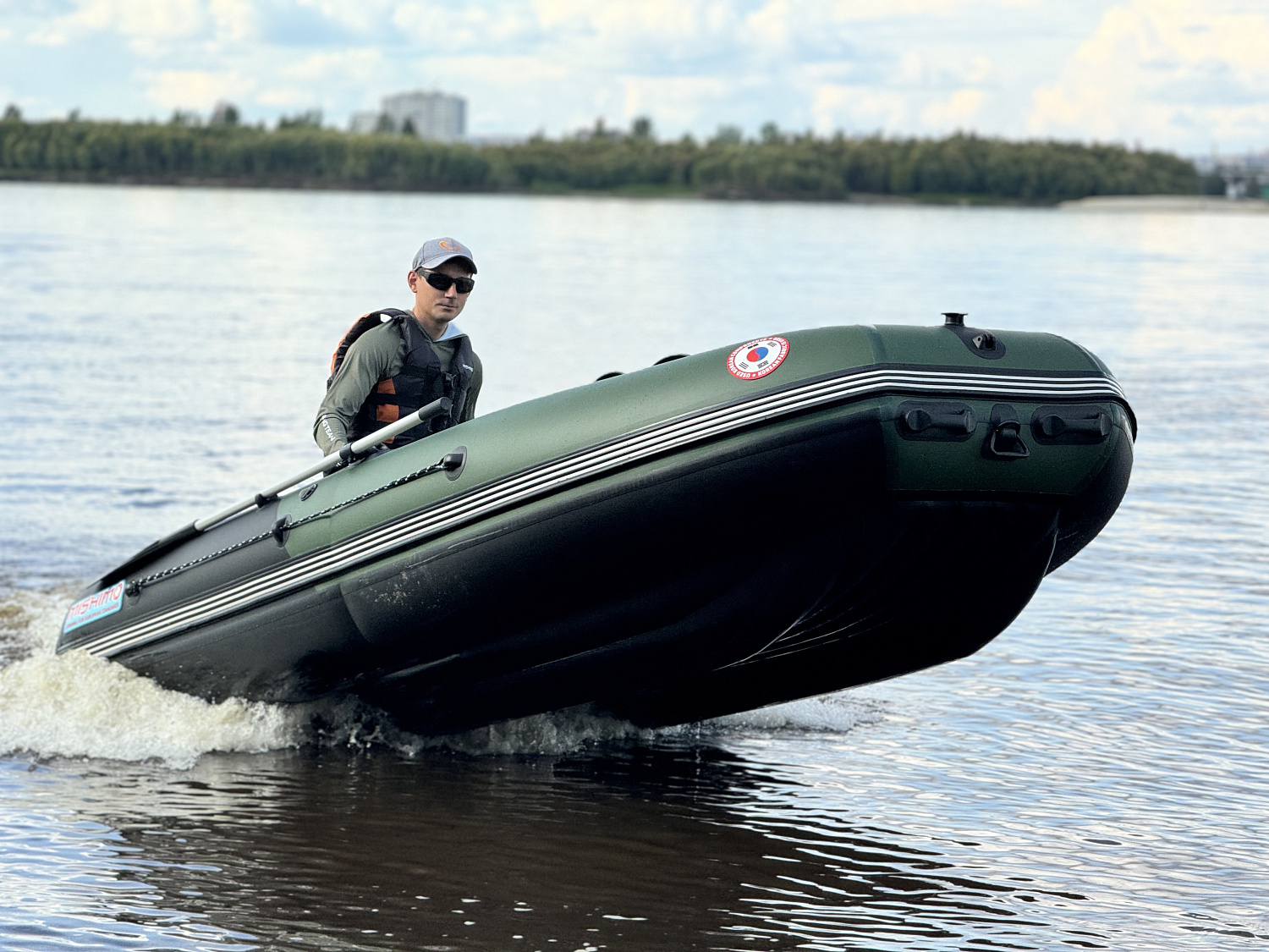 Лодка MISHIMO BIG FLOOR 380 в Астрахани